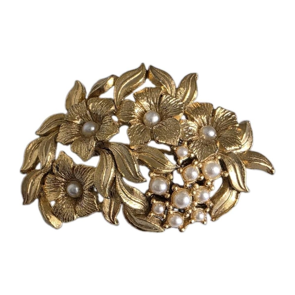 Vintage Napier Gold Tone Floral Brooch Pin 4 Flowers Faux Pearls Leaves Signed